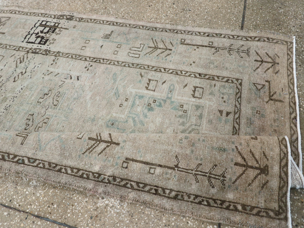 Vintage Persian Karajeh Rug, No.32331 - Galerie Shabab