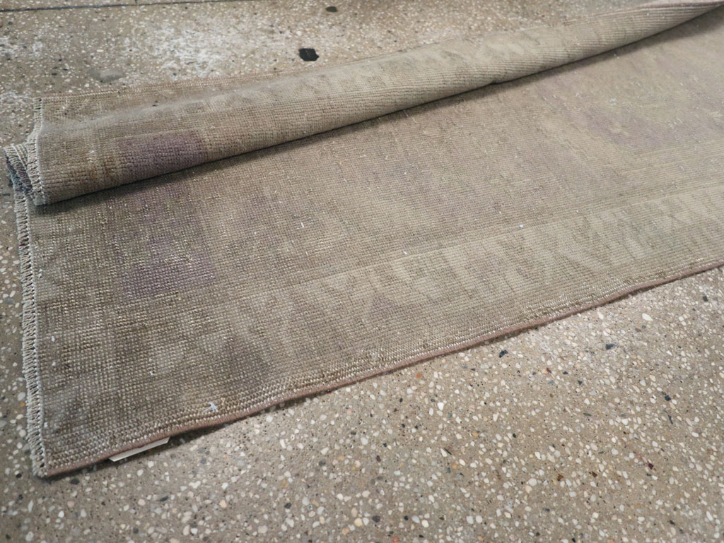 Vintage Turkish Anatolian Runner, No.32332 - Galerie Shabab