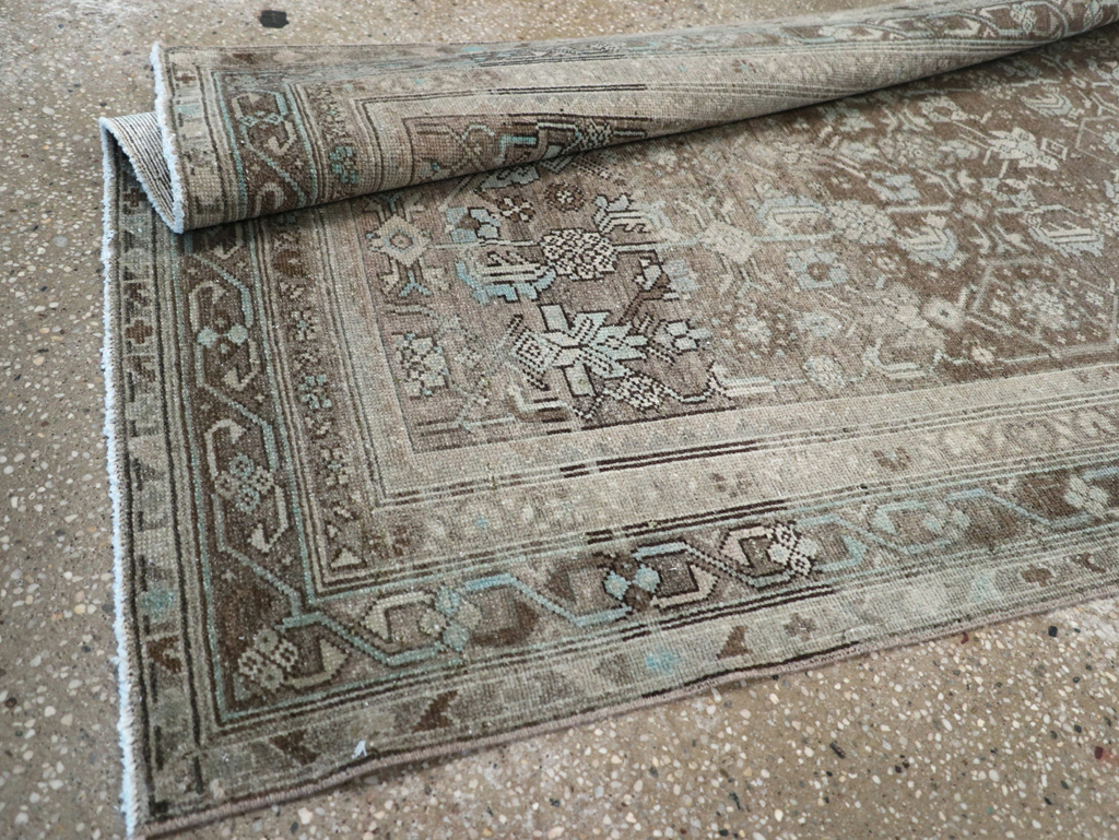Vintage Persian Malayer Runner, No.32334 - Galerie Shabab