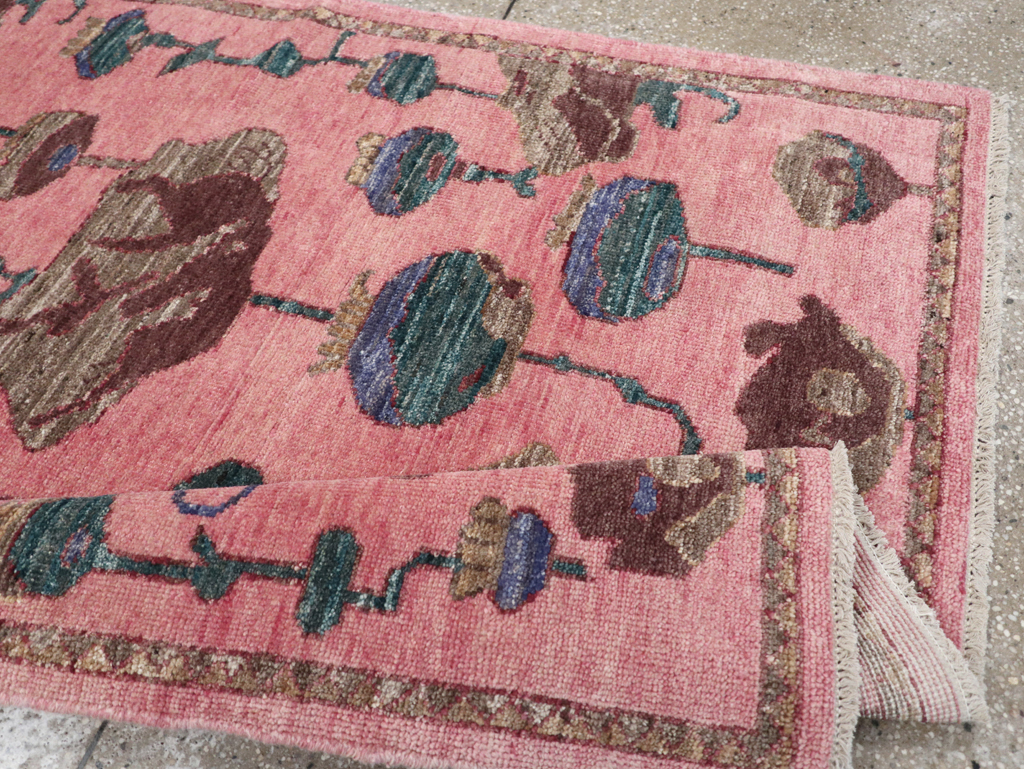 Modern Turkish Pictorial Throw Rug, No.32340 - Galerie Shabab