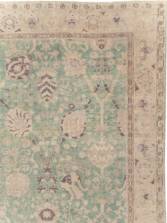Antique Indian Lahore Oversize Carpet, No.32348 - Galerie Shabab