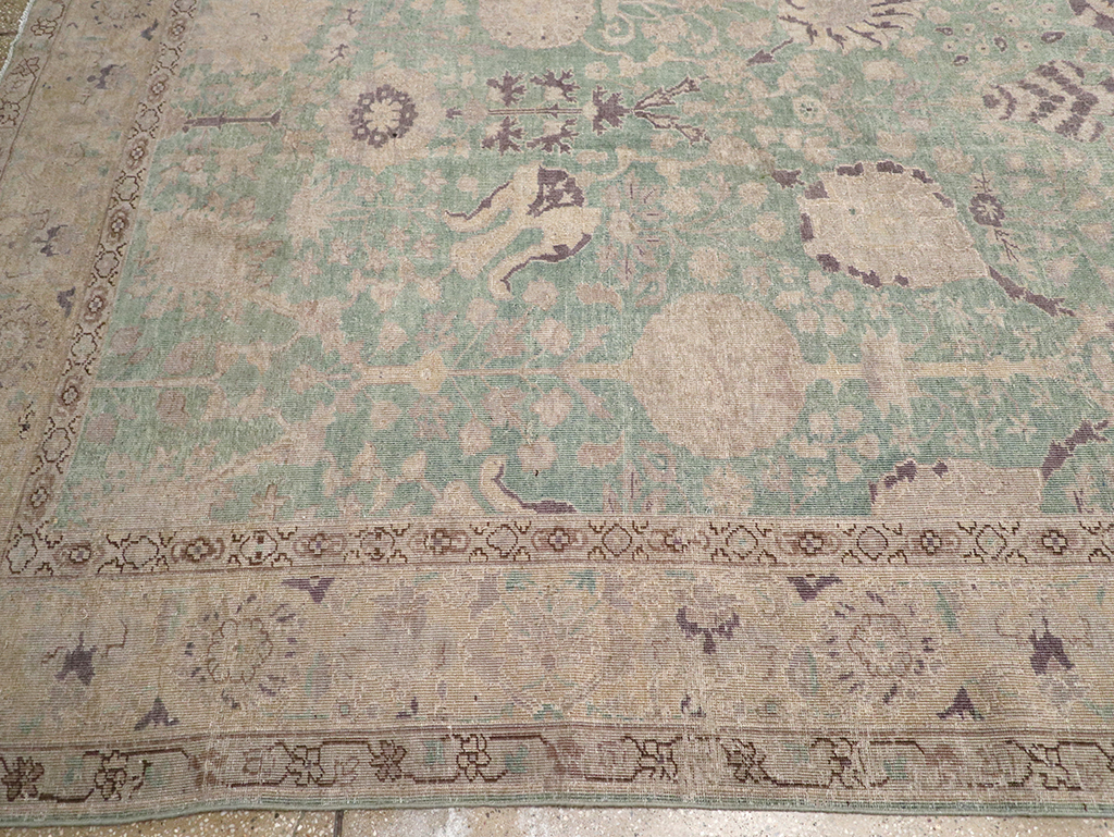 Antique Indian Lahore Oversize Carpet, No.32348 - Galerie Shabab