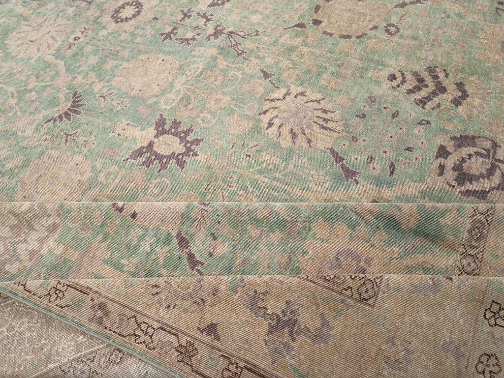 Antique Indian Lahore Oversize Carpet, No.32348 - Galerie Shabab