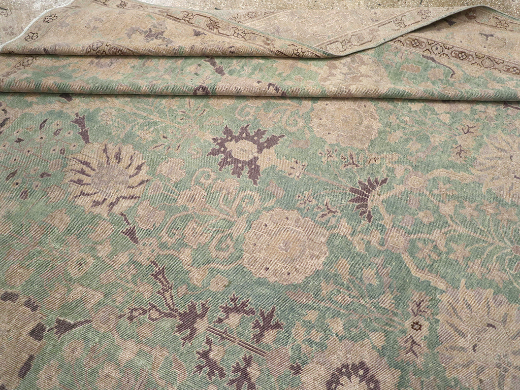 Antique Indian Lahore Oversize Carpet, No.32348 - Galerie Shabab