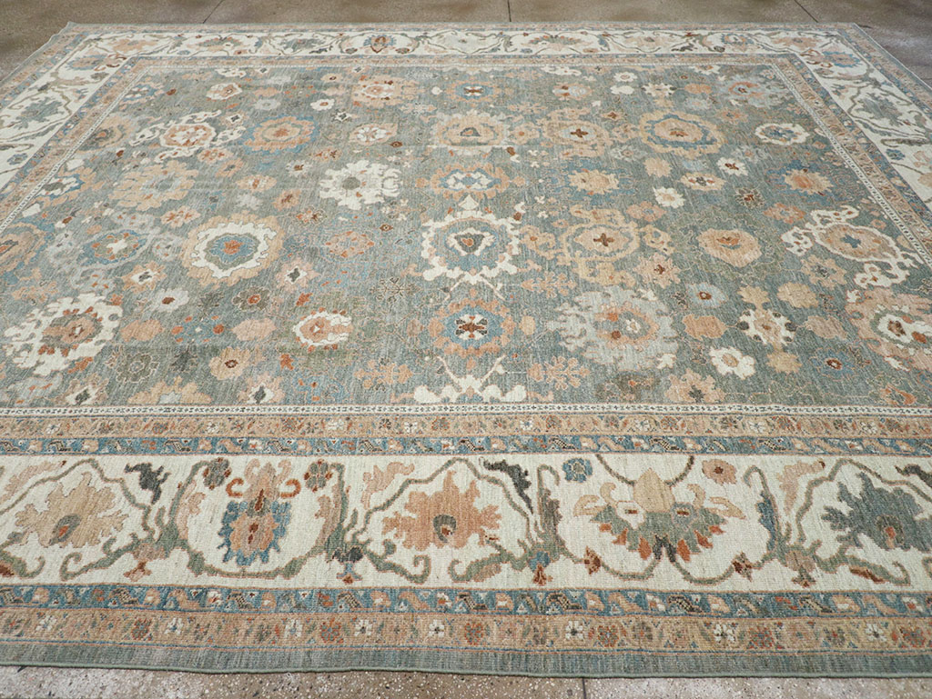 Modern Persian Sultanabad Room Size Carpet, No.32351 - Galerie Shabab