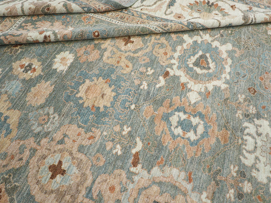 Modern Persian Sultanabad Room Size Carpet, No.32351 - Galerie Shabab