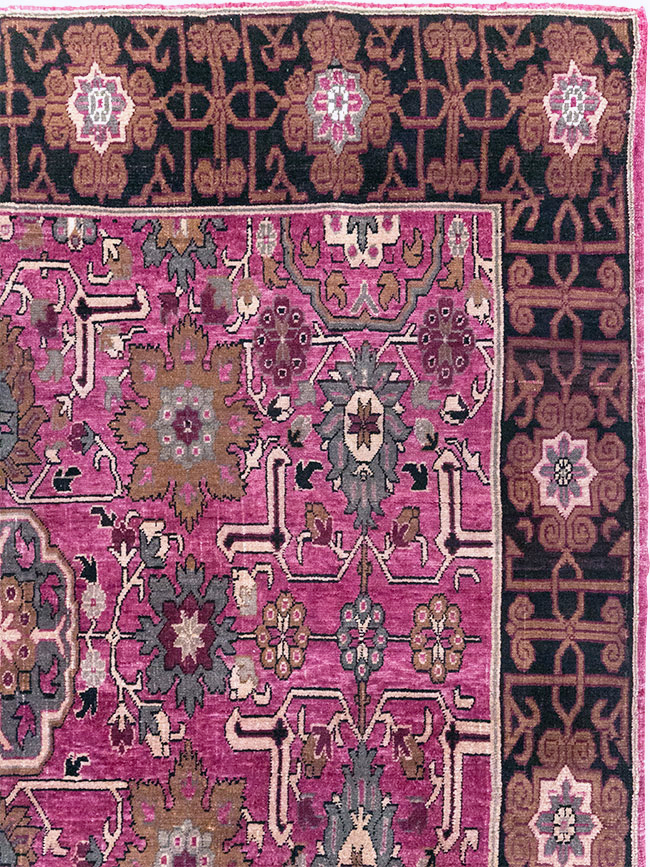 Vintage Turkish Anatolian Room Size Carpet, No.32357 - Galerie Shabab