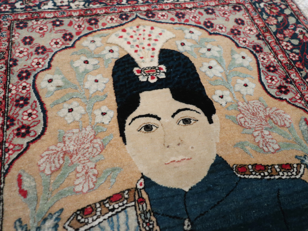 Antique Persian Pictorial Mohtasham Kashan Throw Rug, No.32361 - Galerie Shabab
