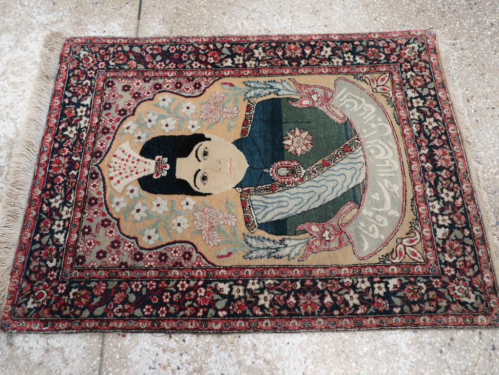 Antique Persian Pictorial Mohtasham Kashan Throw Rug, No.32361 - Galerie Shabab