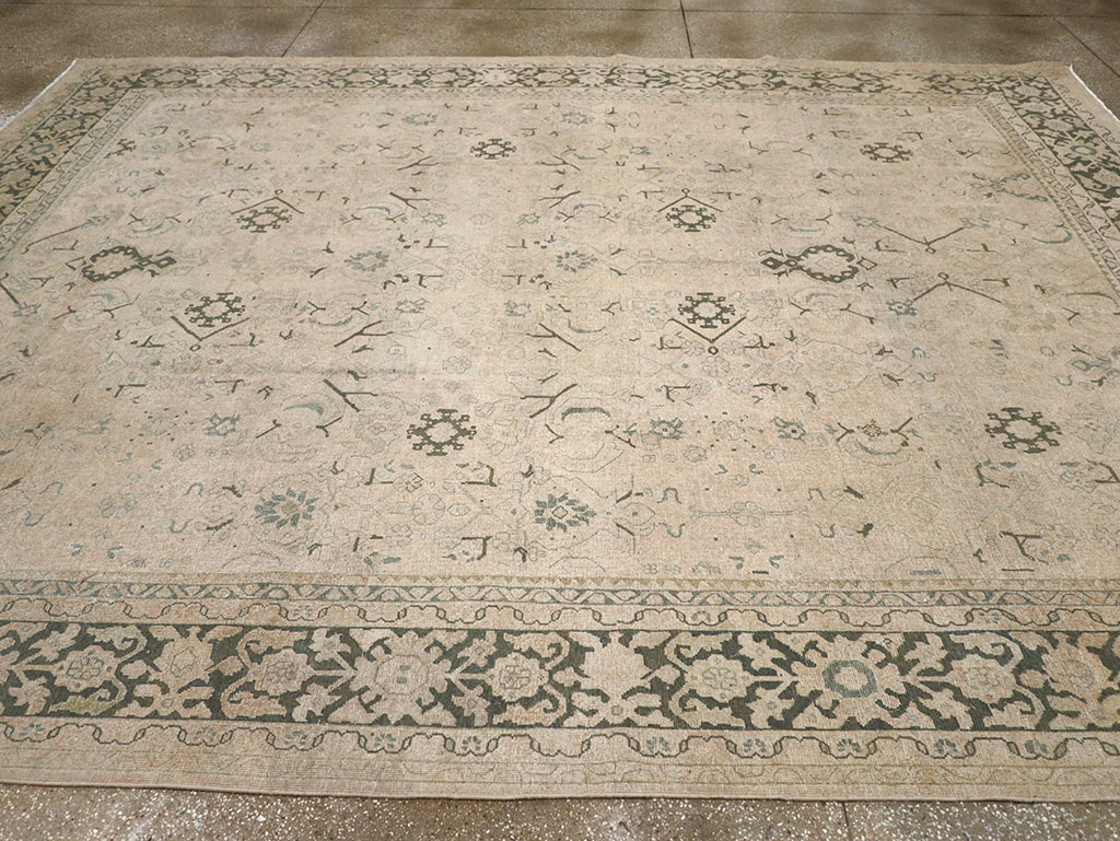 Vintage Persian Mahal Room Size Carpet, No.32366 - Galerie Shabab
