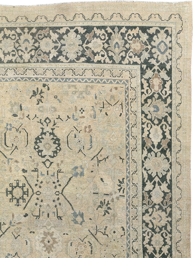 Vintage Persian Mahal Room Size Carpet, No.32367 - Galerie Shabab