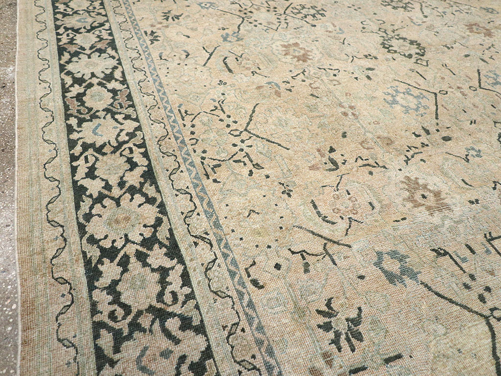 Vintage Persian Mahal Room Size Carpet, No.32367 - Galerie Shabab
