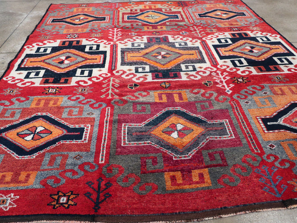 Vintage Turkish Anatolian Square Room Size Carpet, No.32370 - Galerie Shabab