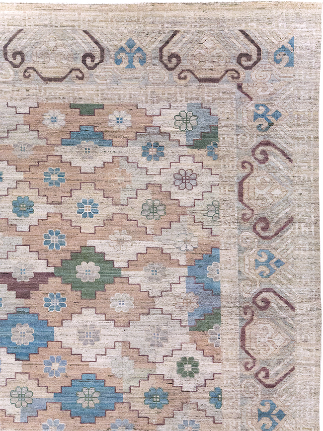 Modern East Turkestan Khotan Room Size Carpet, No.32376 - Galerie Shabab