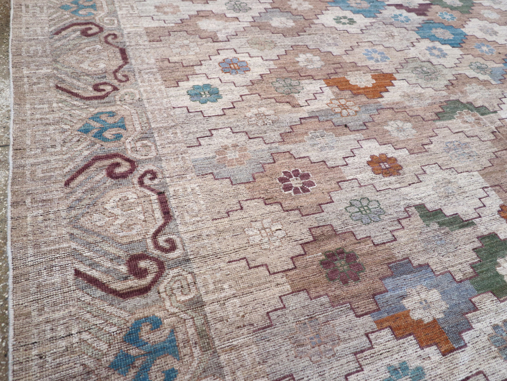 Modern East Turkestan Khotan Room Size Carpet, No.32376 - Galerie Shabab