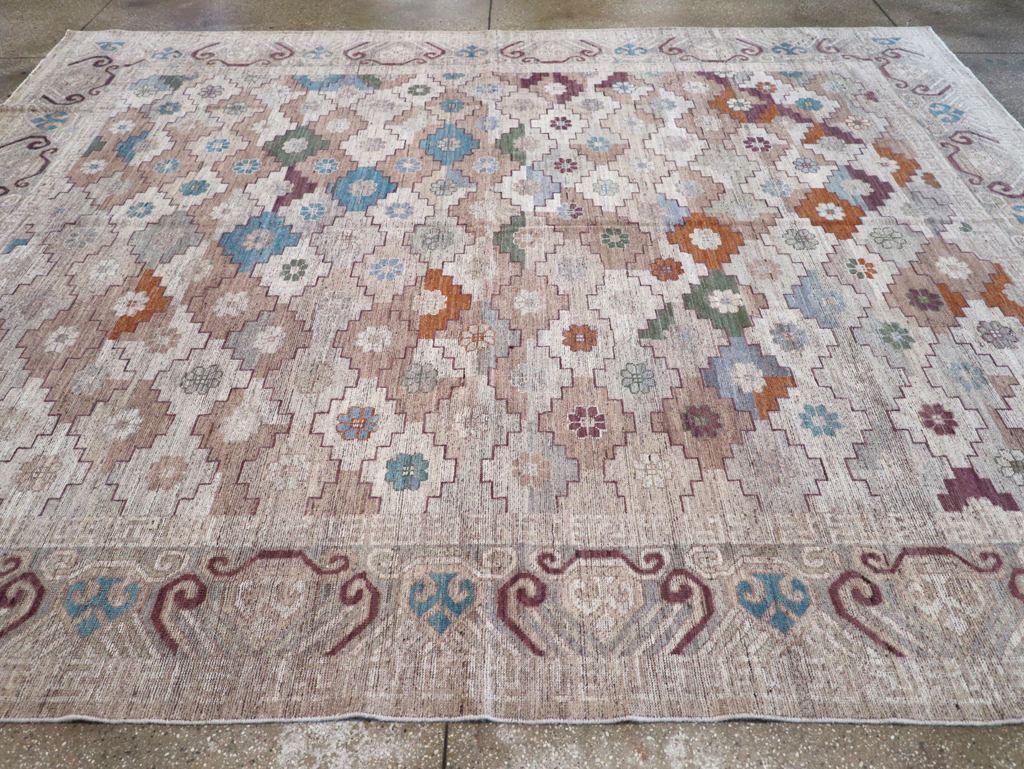 Modern East Turkestan Khotan Room Size Carpet, No.32376 - Galerie Shabab