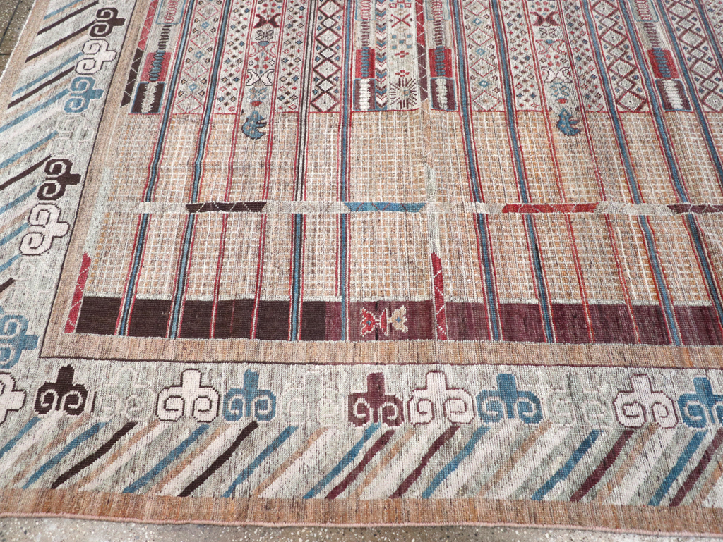 Modern East Turkestan Khotan Room Size Carpet, No.32378 - Galerie Shabab