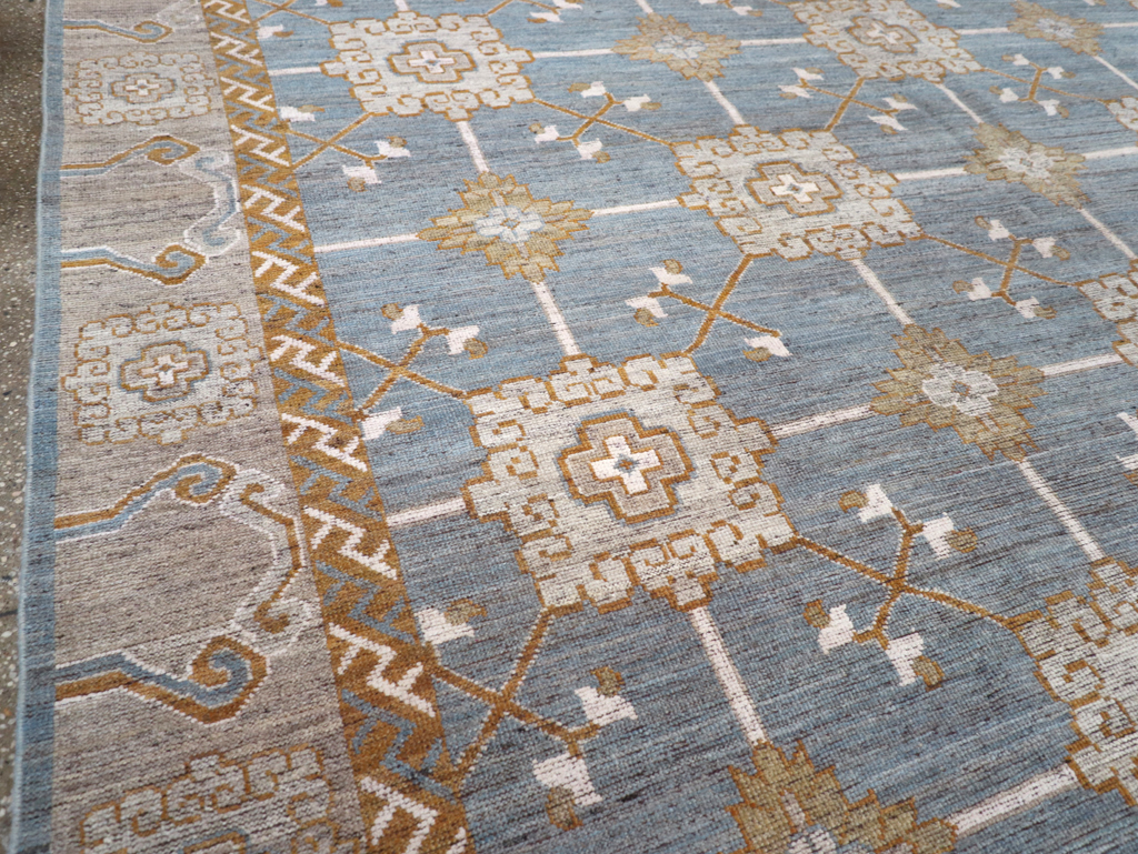 Modern East Turkestan Khotan Room Size Carpet, No.32384 - Galerie Shabab