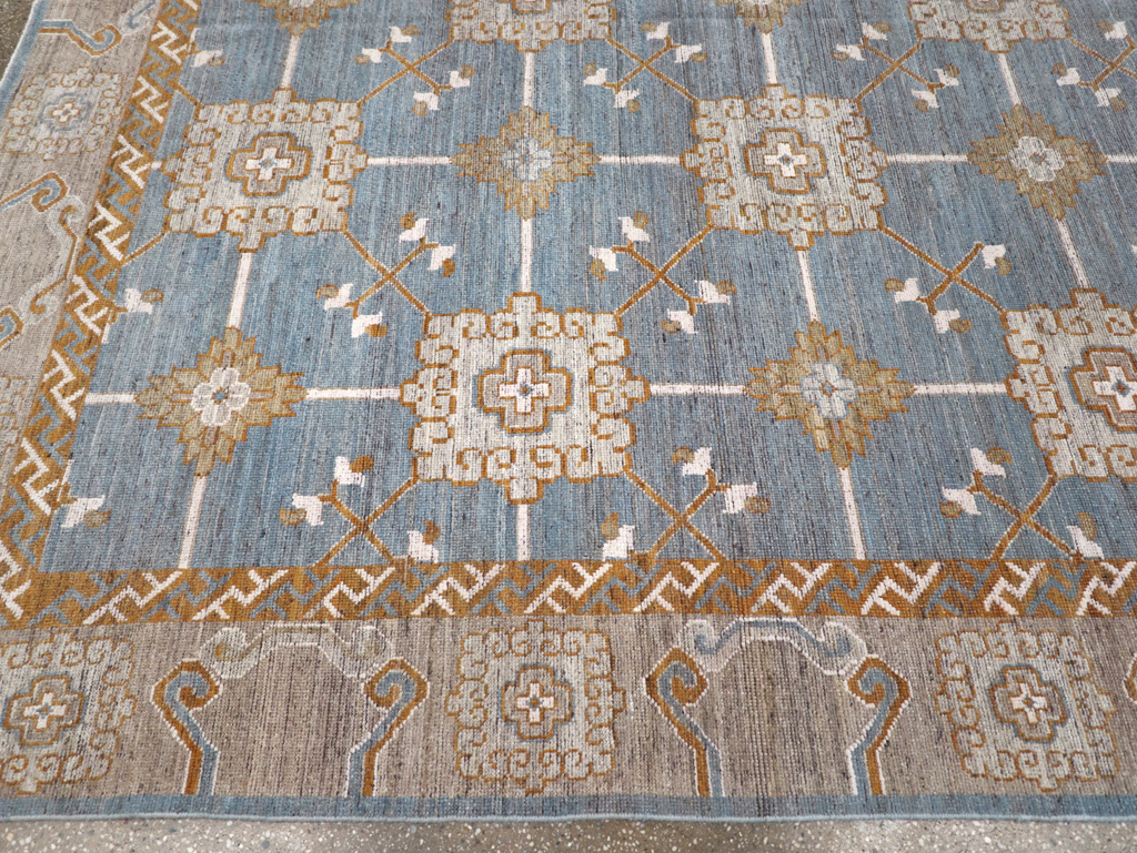 Modern East Turkestan Khotan Room Size Carpet, No.32384 - Galerie Shabab