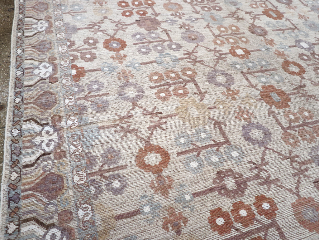 Modern East Turkestan Khotan Room Size Carpet, No.32389 - Galerie Shabab