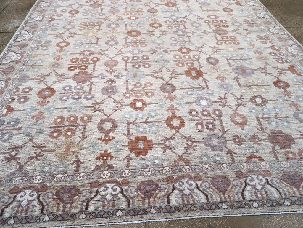 Modern East Turkestan Khotan Room Size Carpet, No.32389 - Galerie Shabab