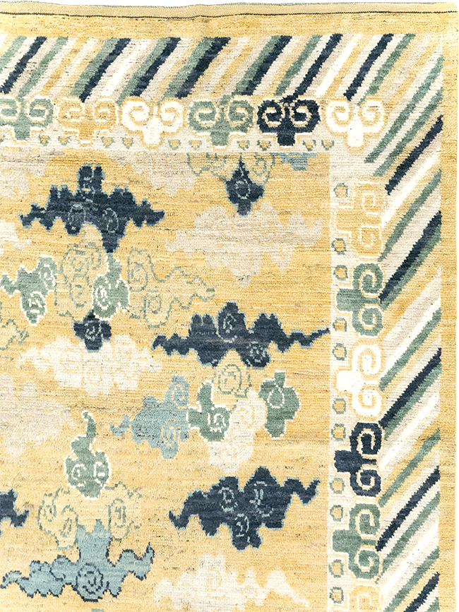 Modern East Turkestan Dragon Pictorial Khotan Room Size Carpet, No.32398 - Galerie Shabab
