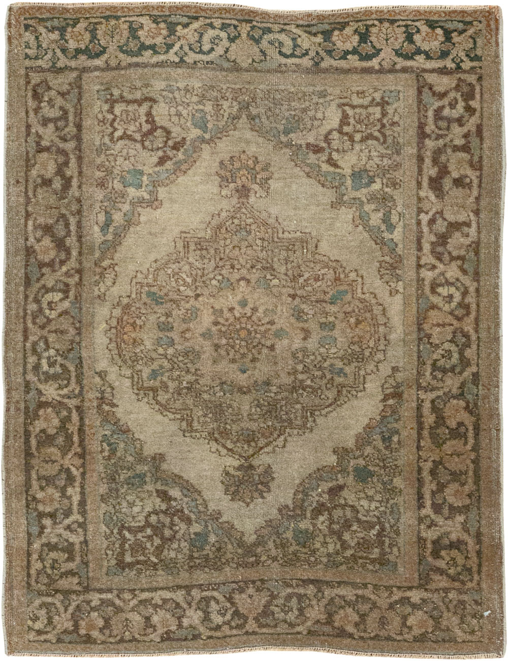 Antique Persian Tabriz Throw Rug, No.32400 - Galerie Shabab