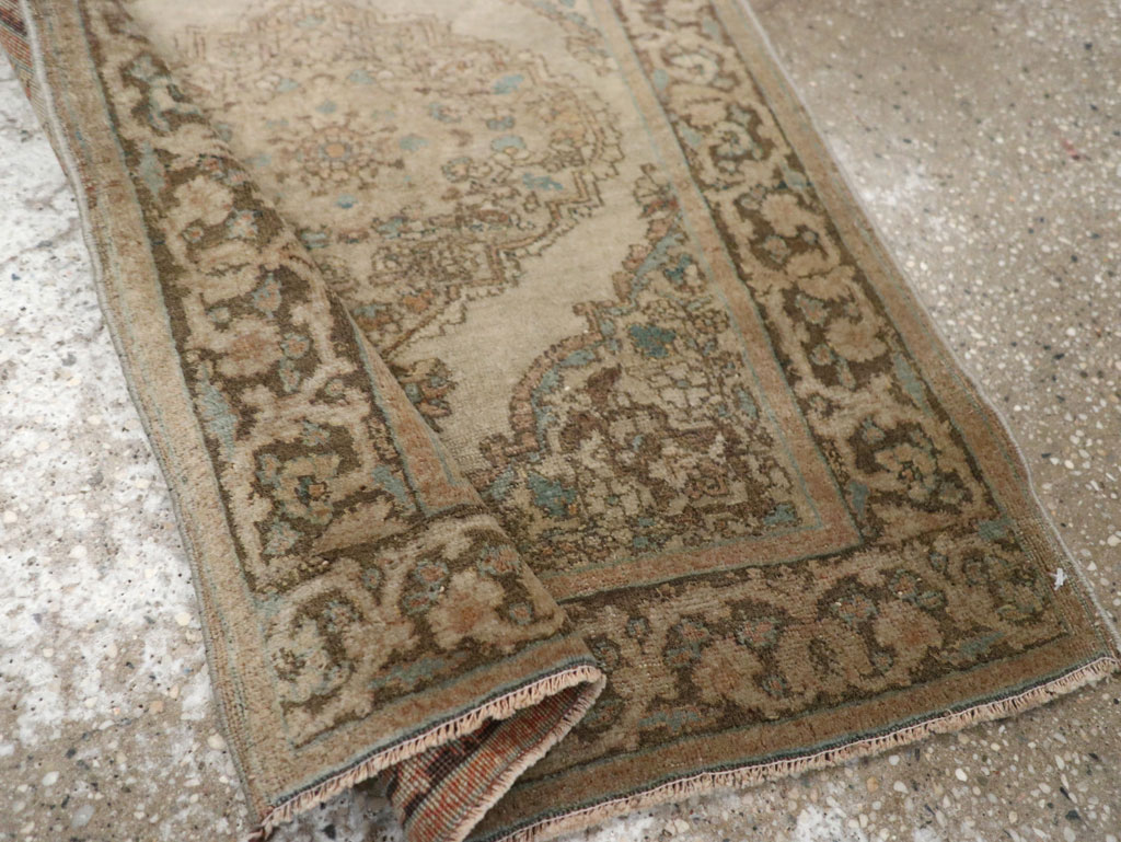 Antique Persian Tabriz Throw Rug, No.32400 - Galerie Shabab