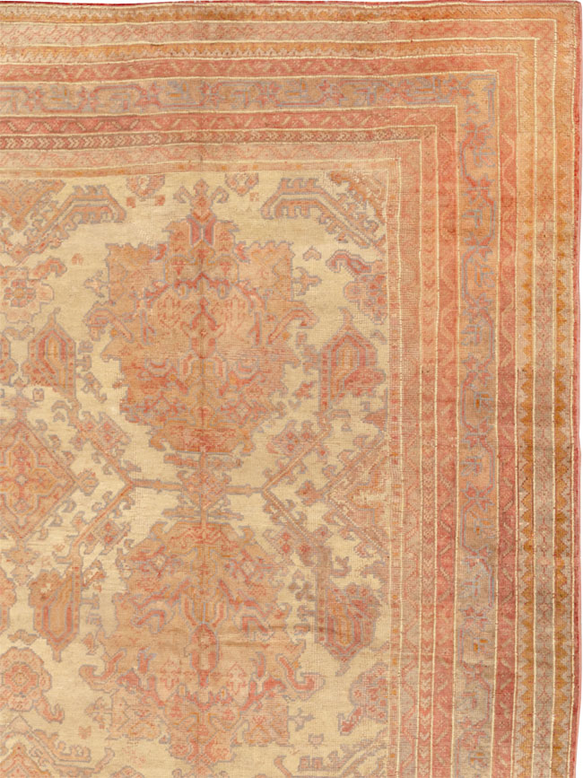 Antique Turkish Oushak Large Carpet, No.32403 - Galerie Shabab