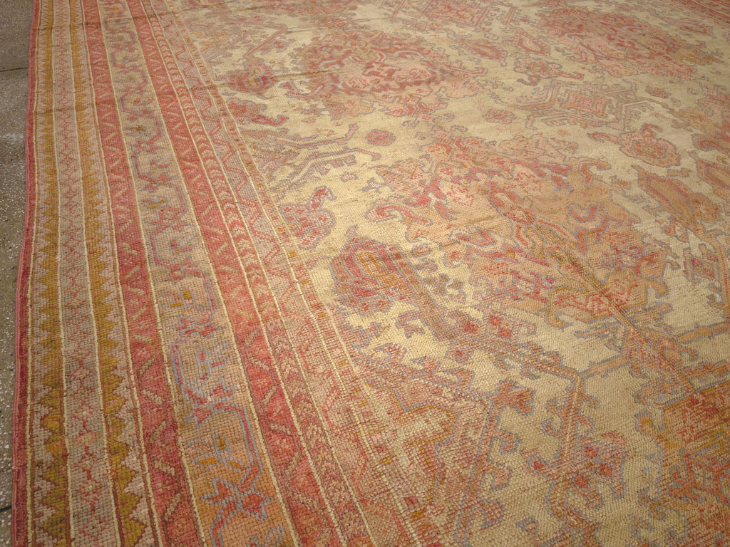 Antique Turkish Oushak Large Carpet, No.32403 - Galerie Shabab