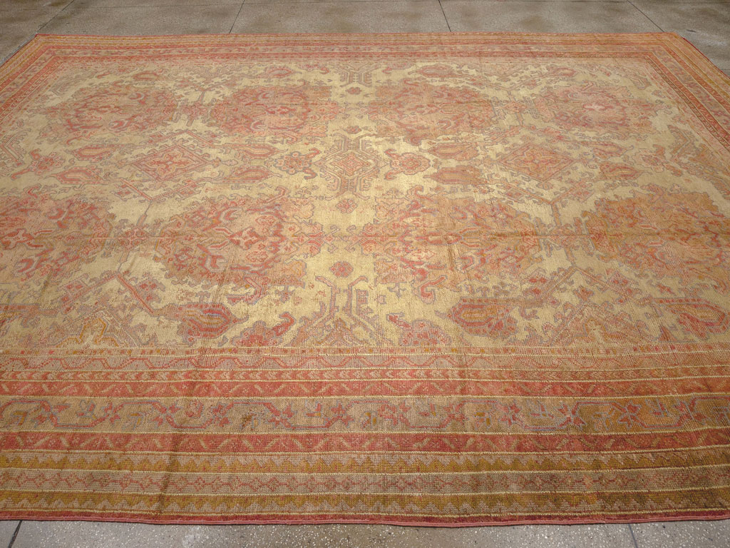 Antique Turkish Oushak Large Carpet, No.32403 - Galerie Shabab