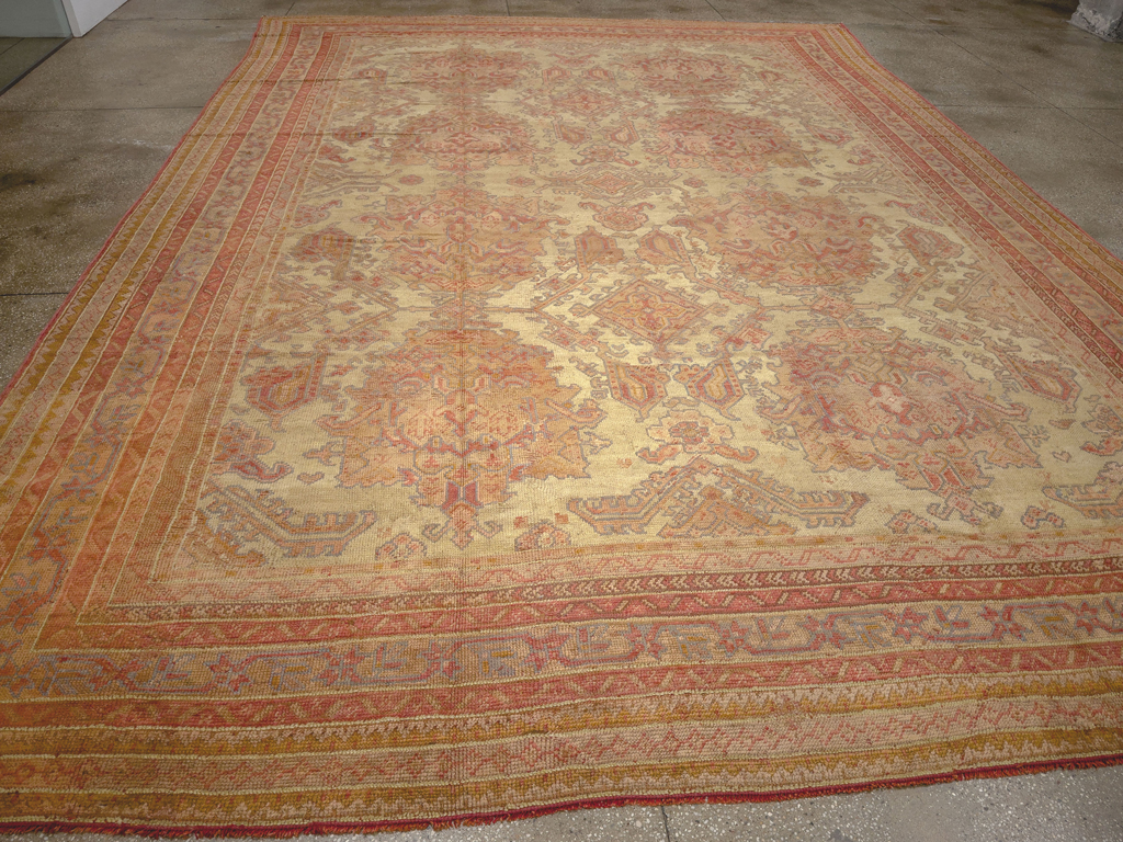 Antique Turkish Oushak Large Carpet, No.32403 - Galerie Shabab