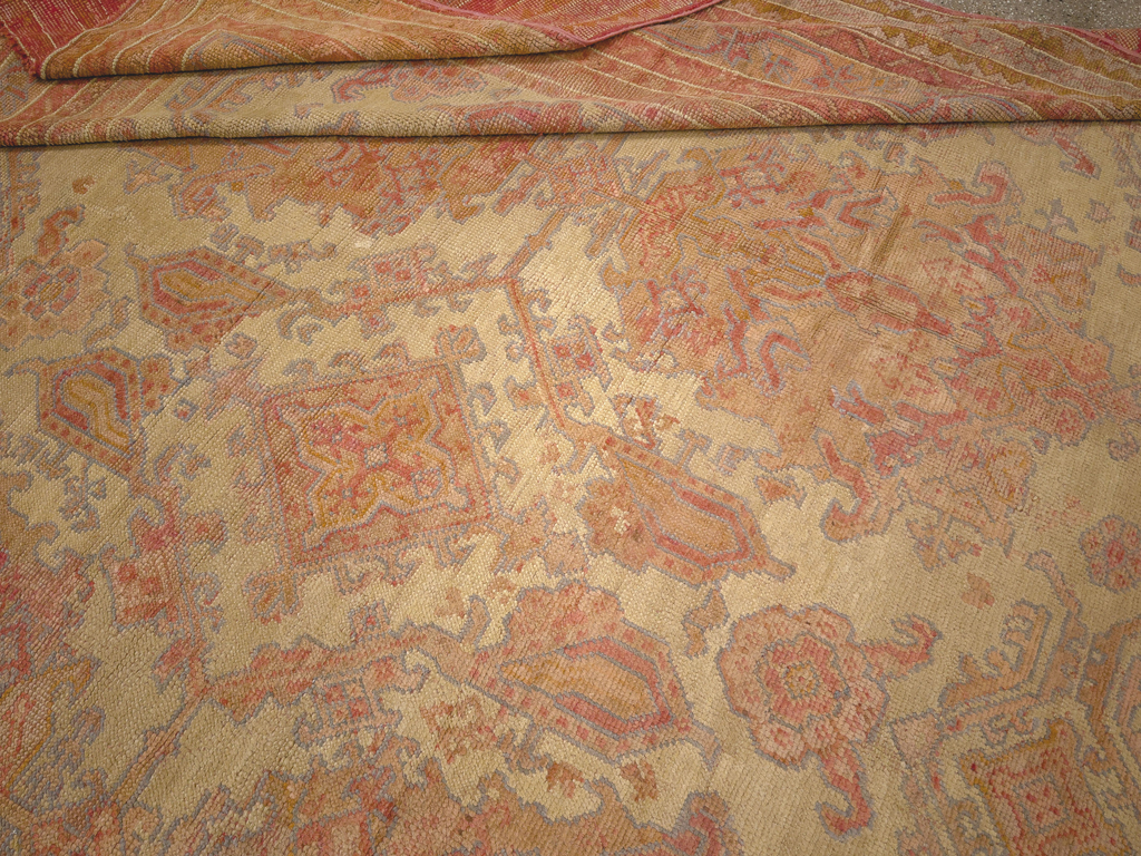 Antique Turkish Oushak Large Carpet, No.32403 - Galerie Shabab