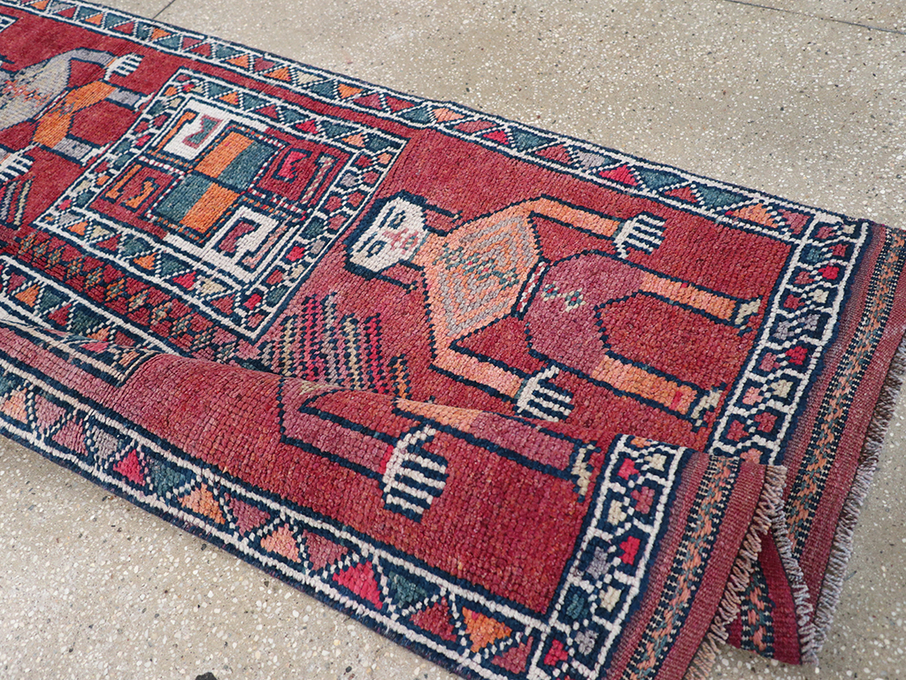 Vintage Turkish Anatolian Pictorial Runner, No.32408 - Galerie Shabab