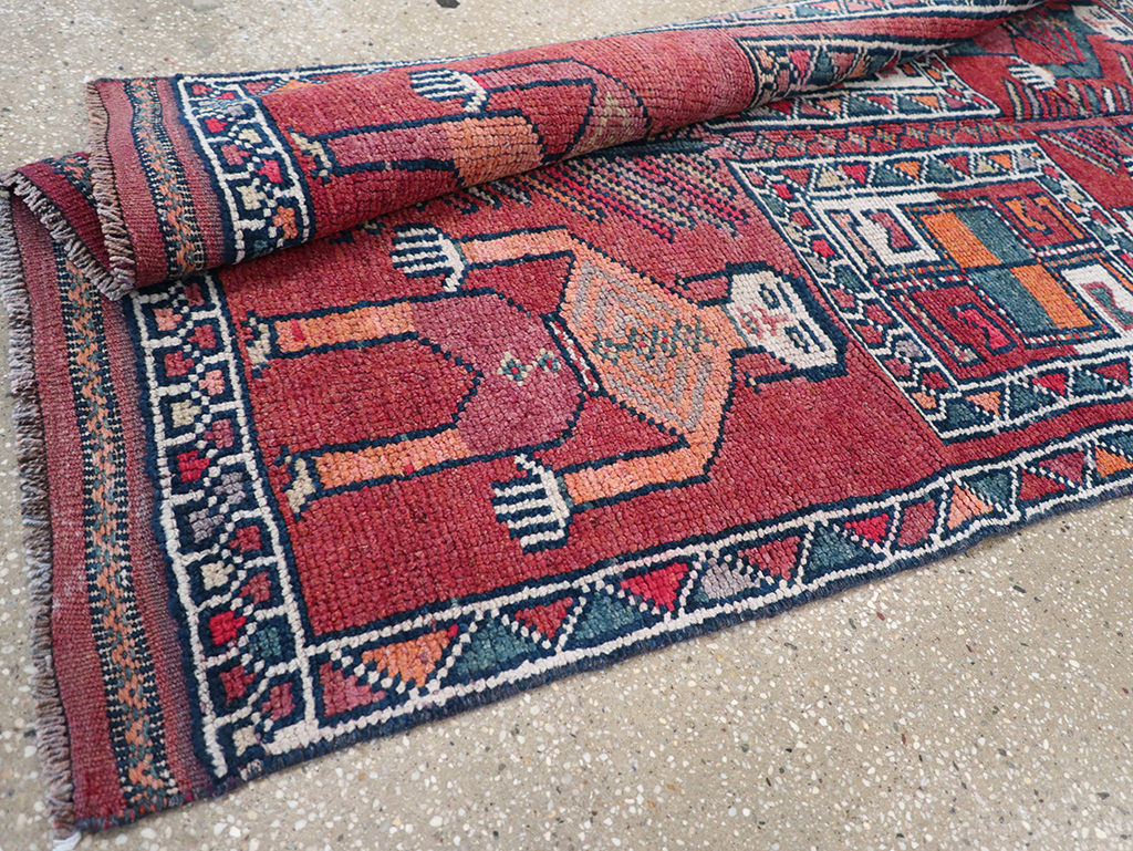 Vintage Turkish Anatolian Pictorial Runner, No.32408 - Galerie Shabab