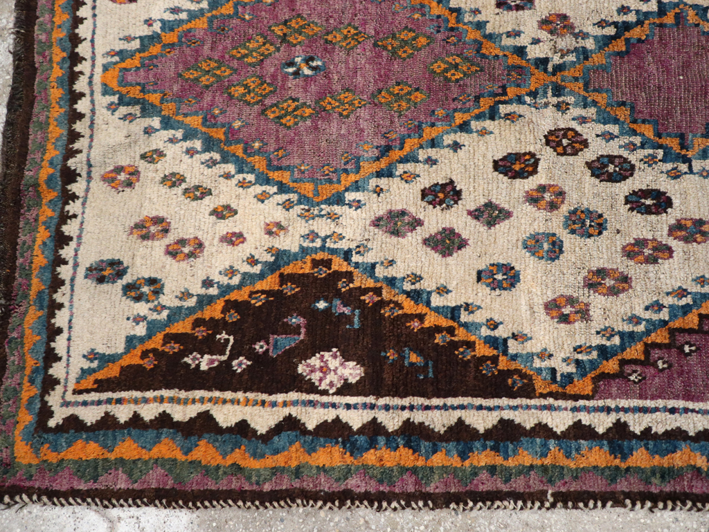 Vintage Persian Gabbeh Rug, No.32413 - Galerie Shabab