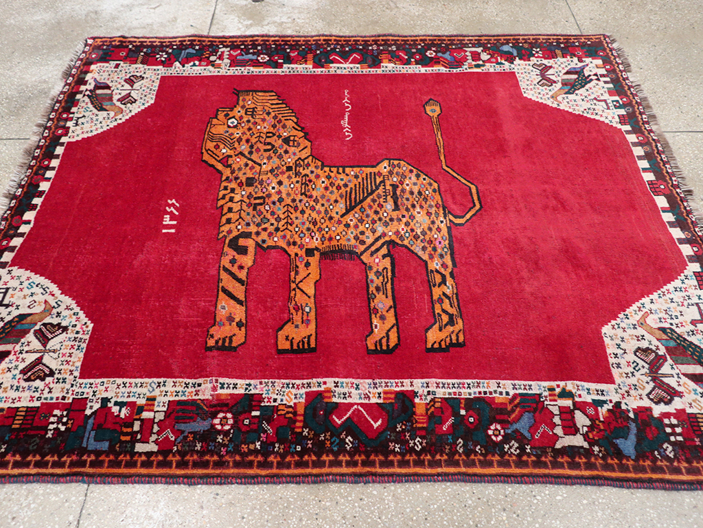 Vintage Persian Gabbeh Pictorial Accent Rug, No.32414 - Galerie Shabab