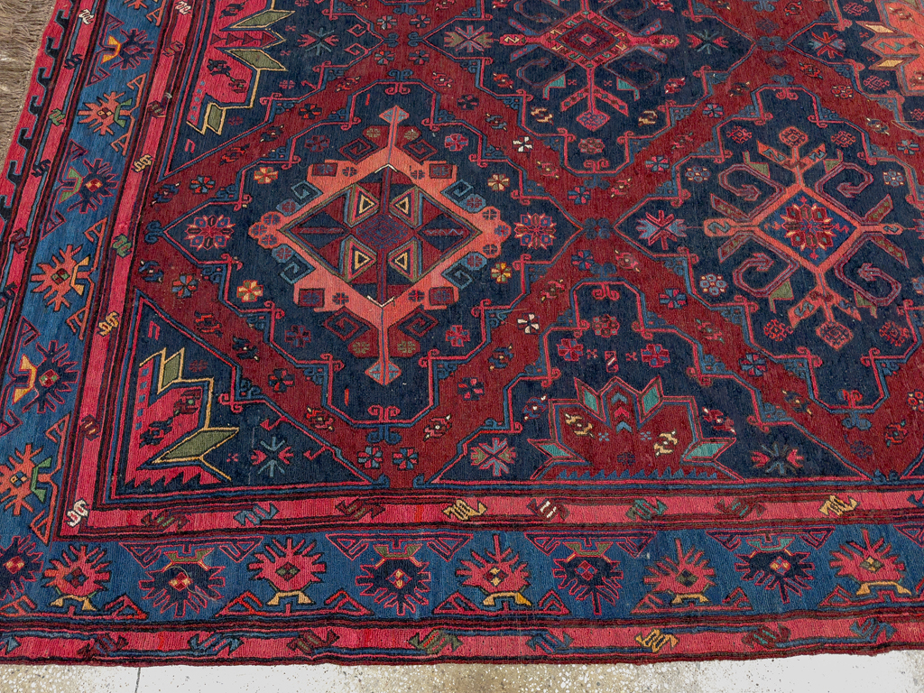 Vintage Central Asian Soumak Gallery Carpet, No.32416 - Galerie Shabab