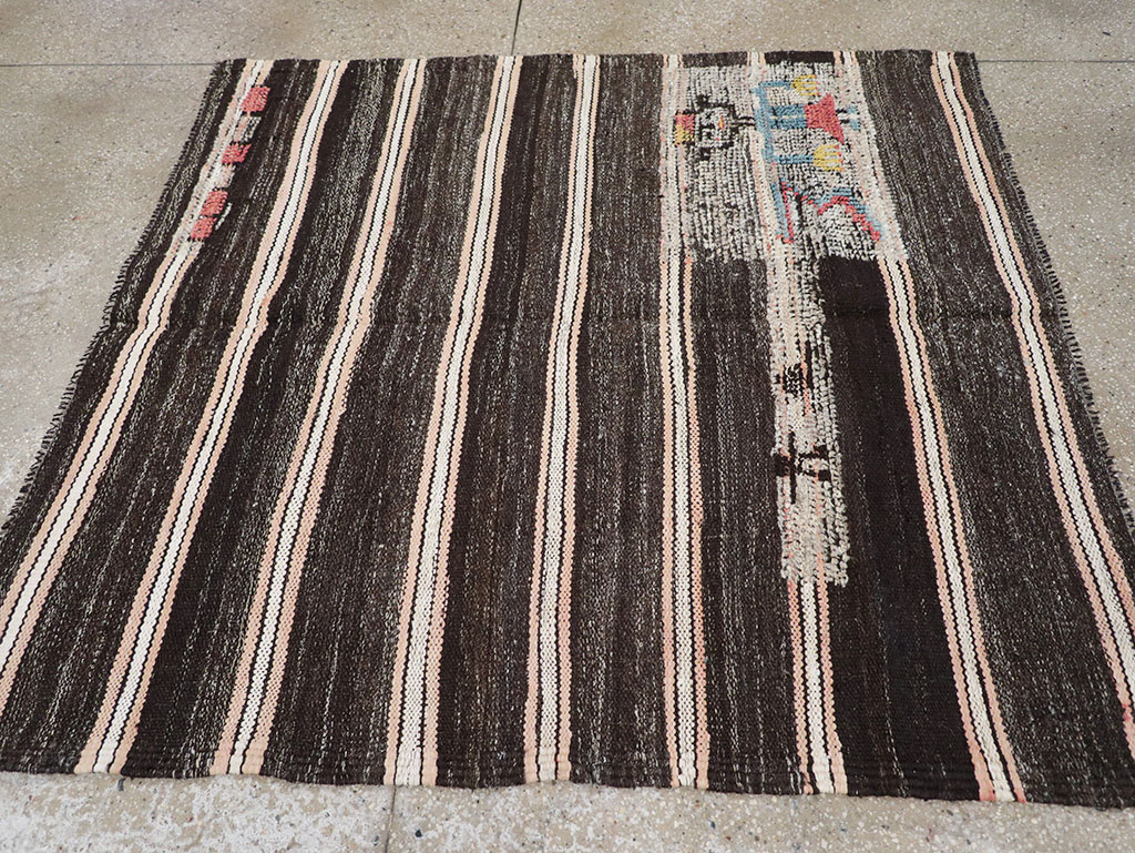 Vintage Persian Flatweave Kilim Pictorial Throw Rug, No.32428 - Galerie Shabab