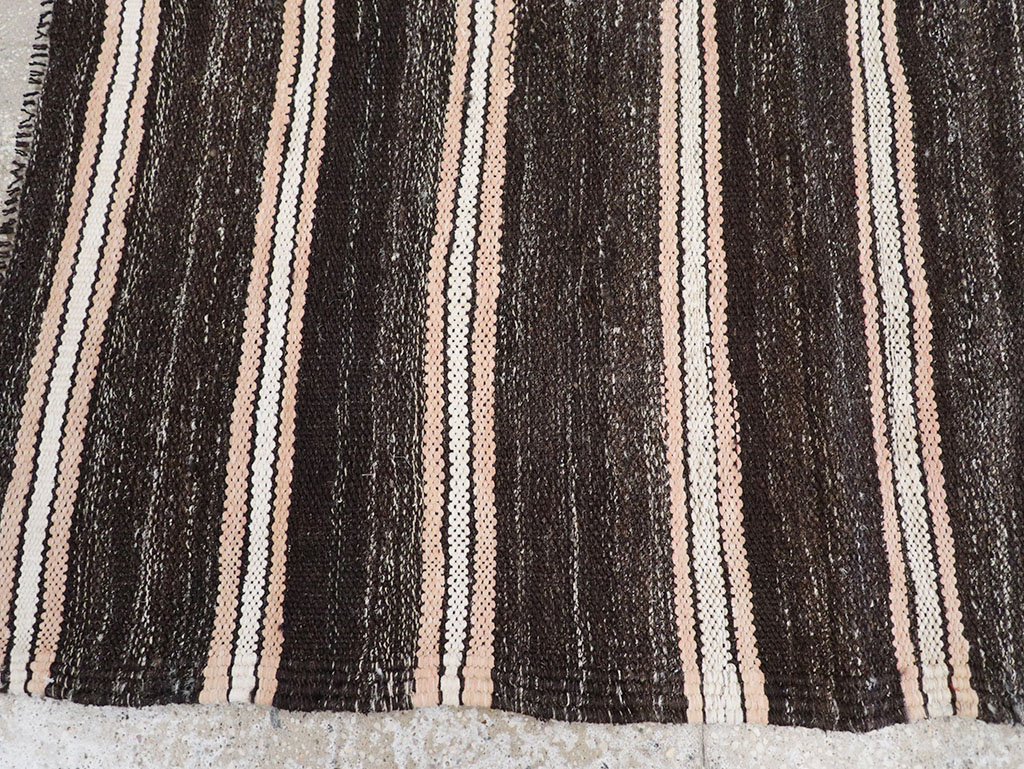 Vintage Persian Flatweave Kilim Pictorial Throw Rug, No.32428 - Galerie Shabab