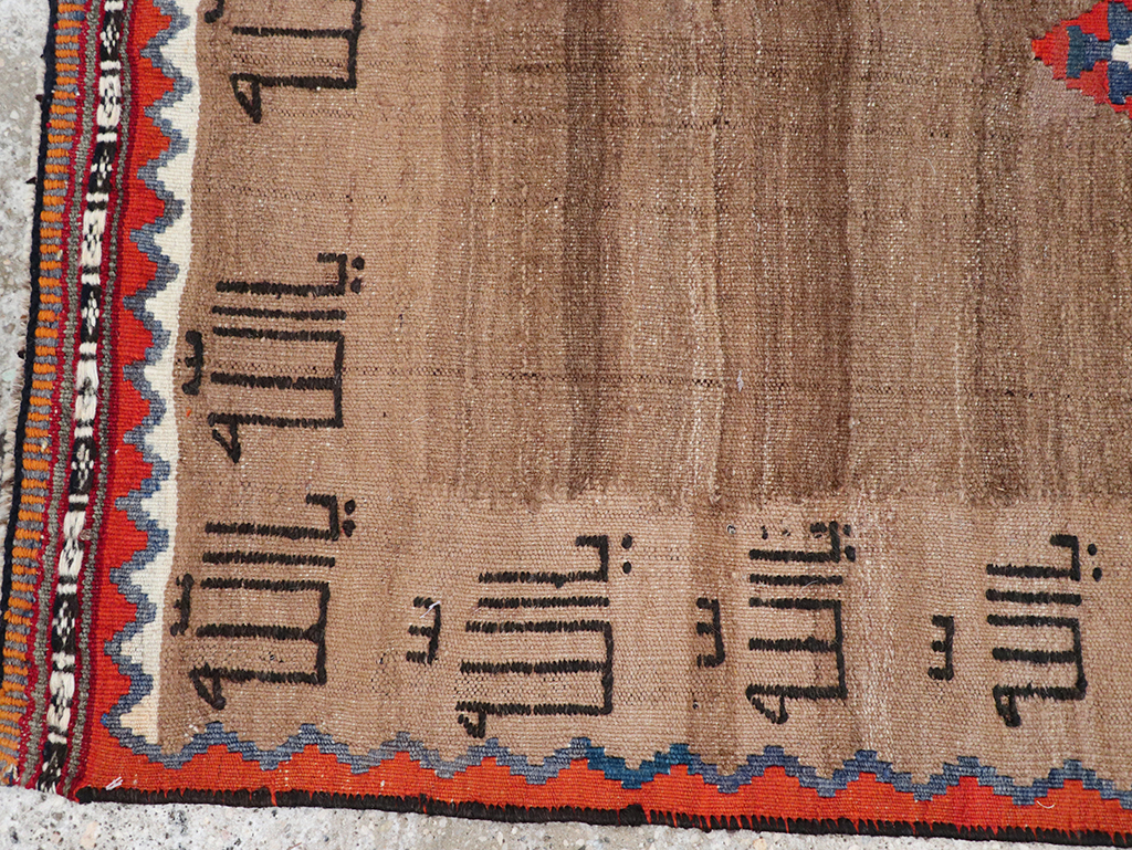 Vintage Persian Flatweave Kilim Throw Rug, No.32429 - Galerie Shabab