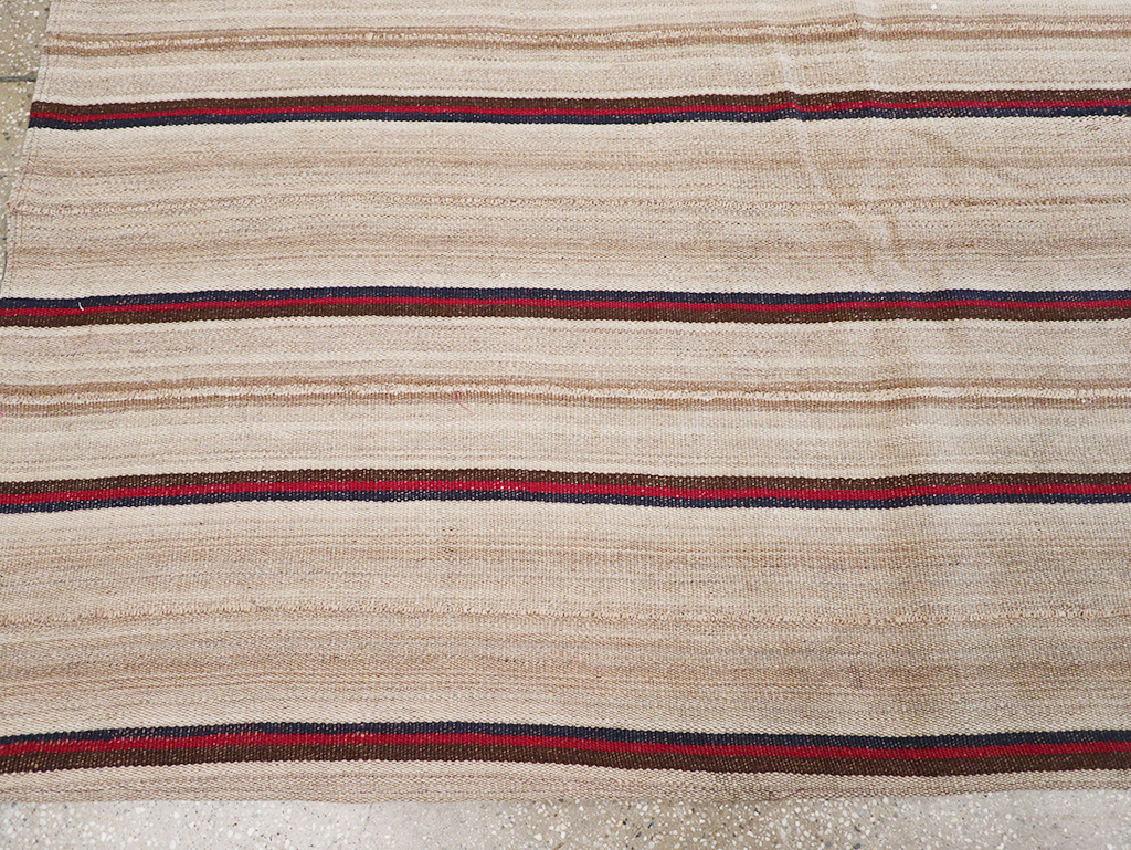 Vintage Persian Flatweave Kilim Small Room Size Carpet, No.32431 - Galerie Shabab