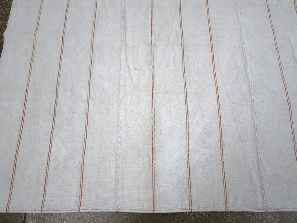 Vintage Persian Flatweave Kilim Room Size Carpet, No.32433 - Galerie Shabab