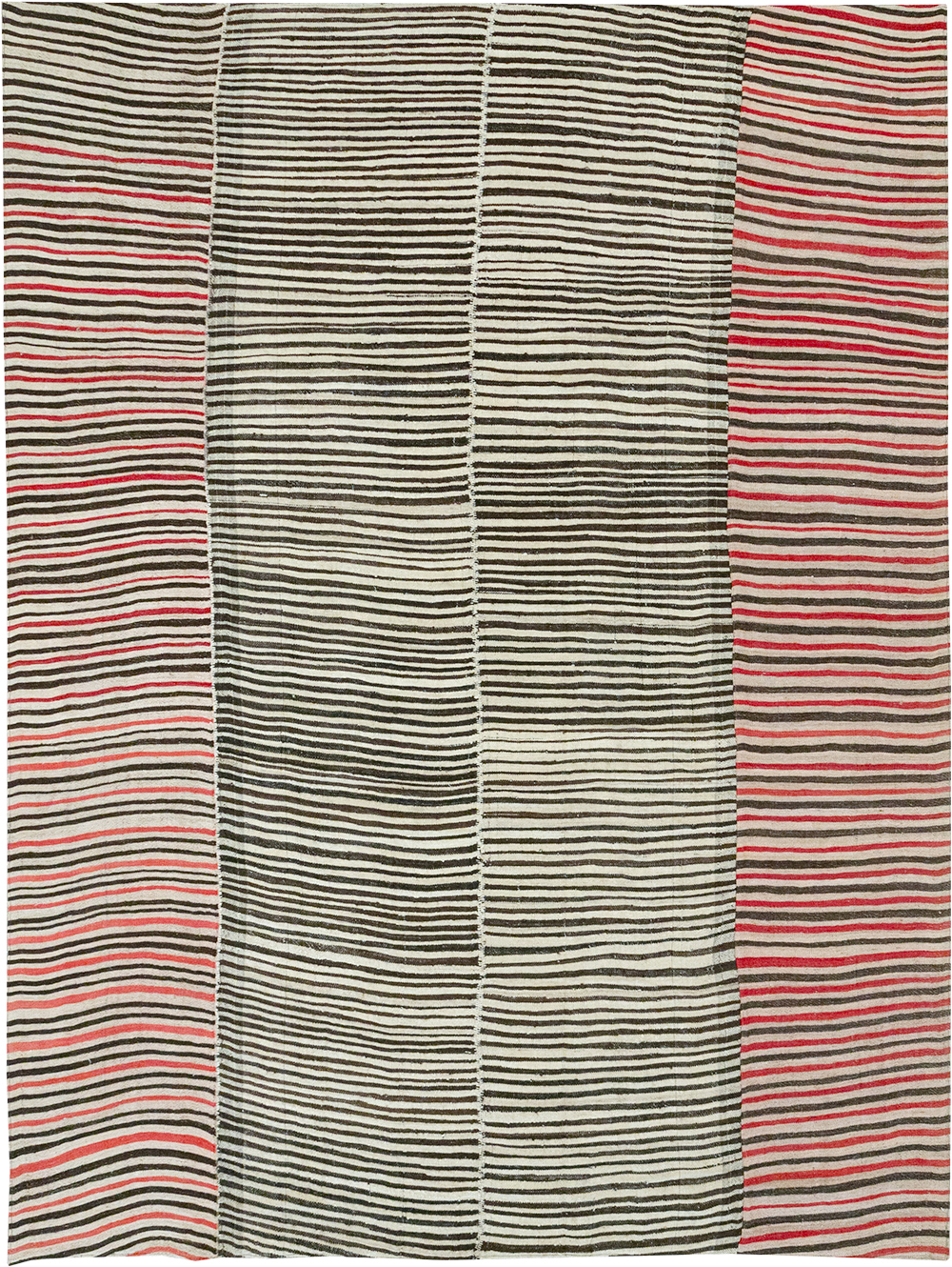 Vintage Persian Flatweave Kilim Room Size Carpet, No.32434 - Galerie Shabab