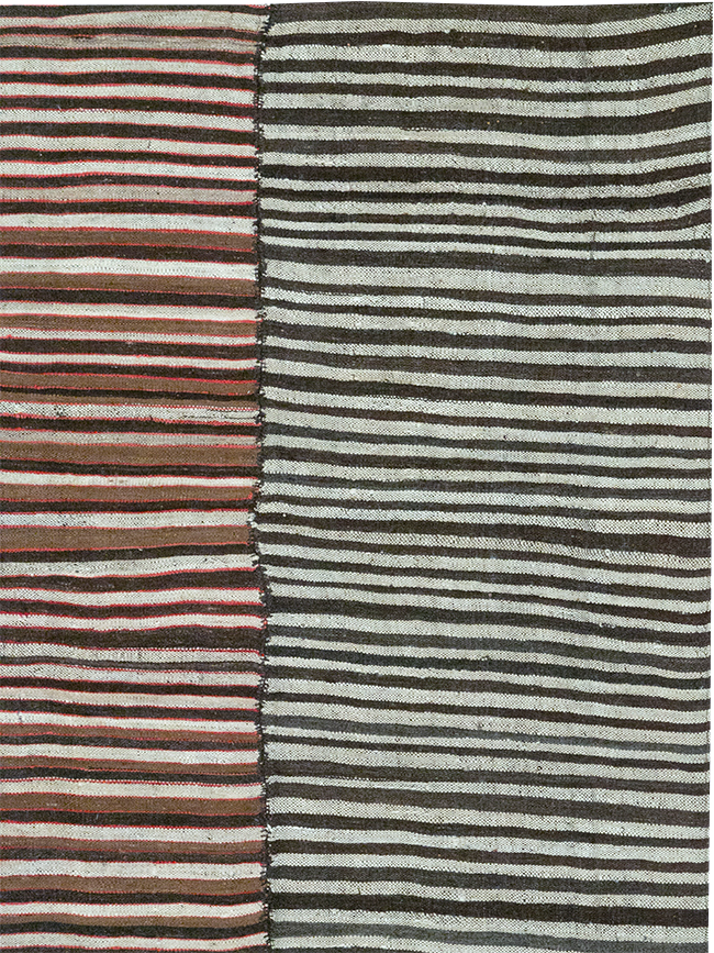 Vintage Persian Flatweave Kilim Room Size Carpet, No.32436 - Galerie Shabab