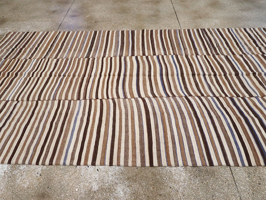 Vintage Persian Flatweave Kilim Gallery Carpet, No.32437 - Galerie Shabab