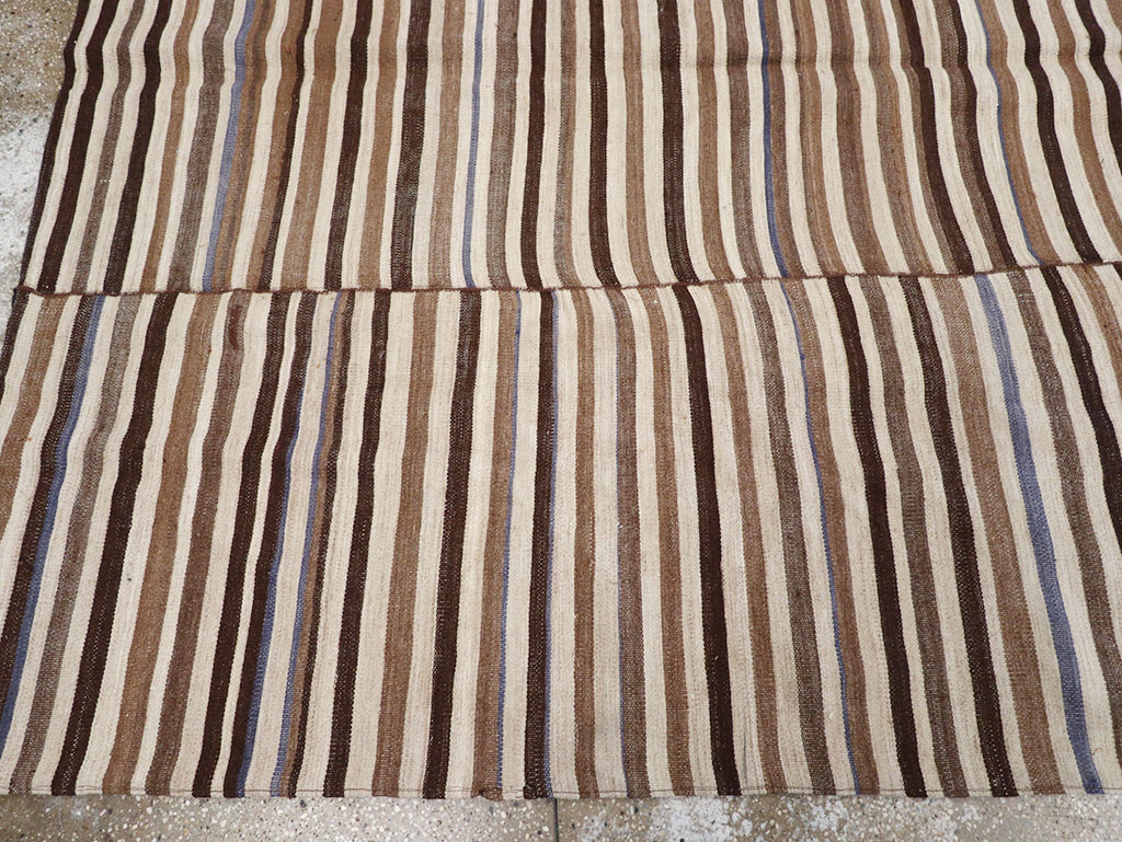 Vintage Persian Flatweave Kilim Gallery Carpet, No.32437 - Galerie Shabab