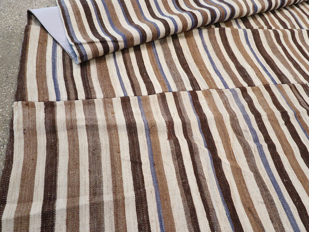 Vintage Persian Flatweave Kilim Gallery Carpet, No.32437 - Galerie Shabab