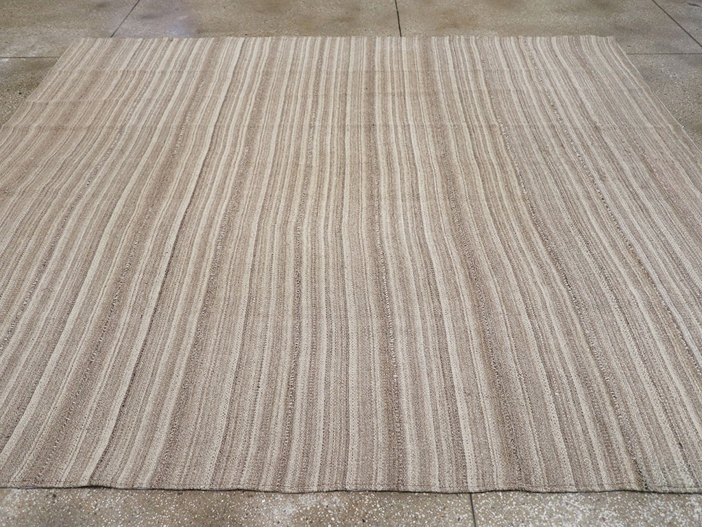 Vintage Persian Flatweave Kilim Small Room Size Carpet, No.32440 - Galerie Shabab