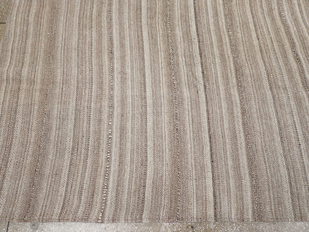 Vintage Persian Flatweave Kilim Small Room Size Carpet, No.32440 - Galerie Shabab